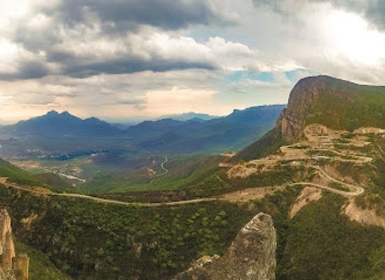 angola/serra-da-leba/attraction/viewpoint-of-the-serra-da-leba