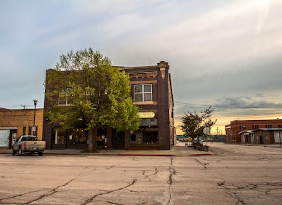 nebraska/pine-ridge/attraction/bean-broker-coffee-house-and-pub