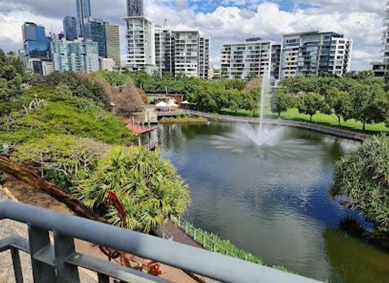 australia/brisbane/attraction/roma-street-parkland