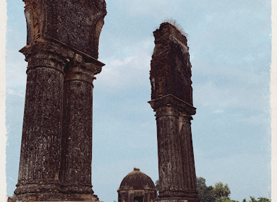 india/lucknow/attraction/department-ancient-building-department-ruins