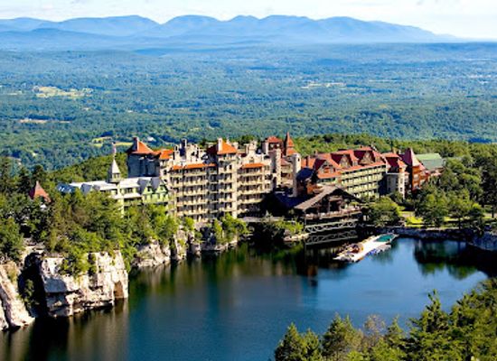 new-york/catskill-mountains/attraction/mohonk-mountain-house