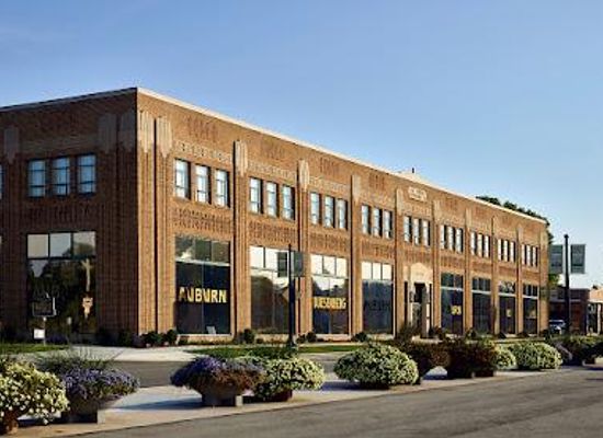 indiana/fort-wayne/attraction/auburn-cord-duesenberg-automobile-museum