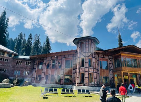 india/gulmarg/attraction/gulmarg-gondola