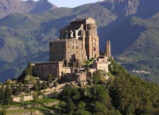 italy/turin/attraction/sacra-di-san-michele