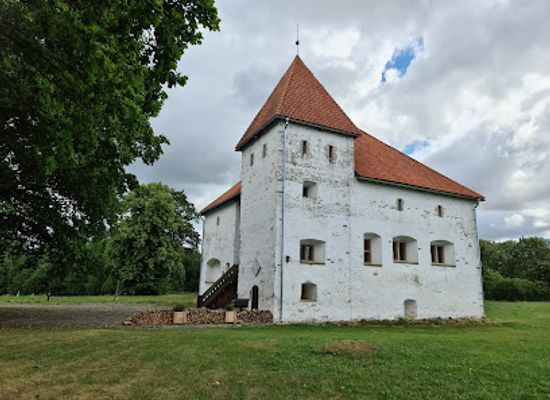 estonia/ida-viru-county/attraction/purtse-castle