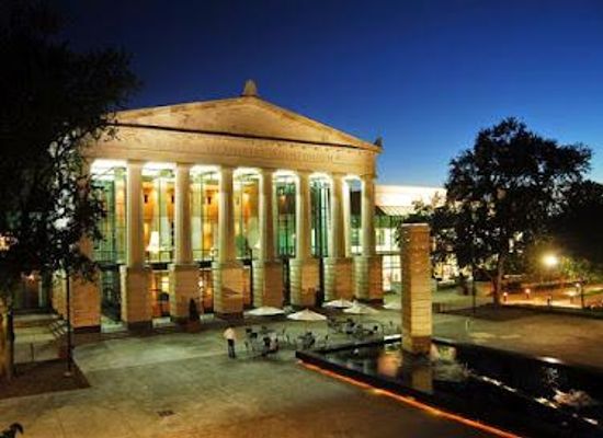 north-carolina/durham-area/attraction/martin-marietta-center-for-the-performing-arts