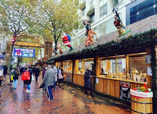 united-kingdom/west-midlands/attraction/frankfurt-christmas-market-birmingham
