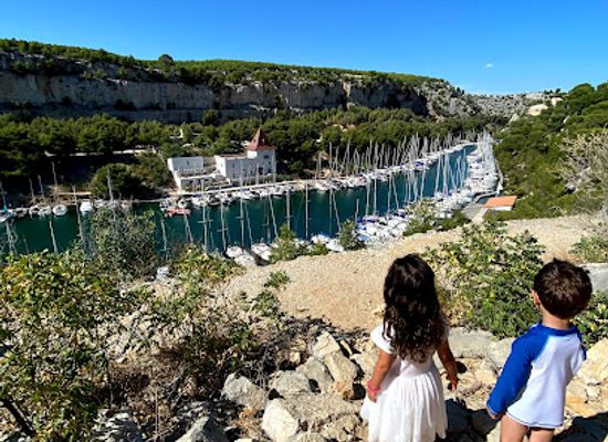 france/cassis-calanques/attraction/belvedere-de-port-miou