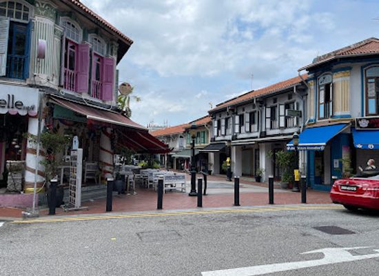 singapore/kampong-glam/attraction/gedung-kuning