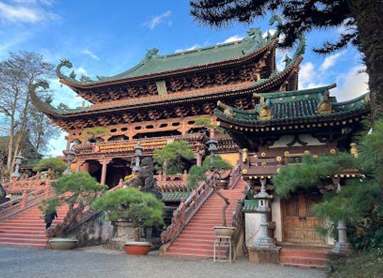 vietnam/central-highlands/attraction/minh-thanh-pagoda