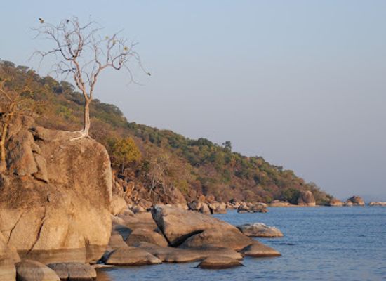malawi/mangochi/attraction/otter-point