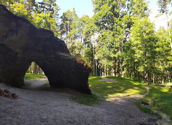 latvia/gauja-national-park/attraction/devil-s-oven