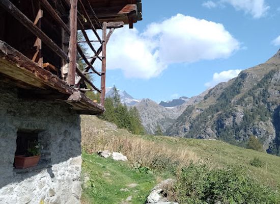 italy/monte-rosa/attraction/rifugio-alpenzu-piccolo