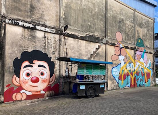 thailand/ubon-ratchathani/attraction/ubon-street-art-red-nose-boy