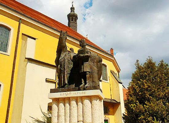 hungary/matra/attraction/saint-bartholomew-church-gyongyos-hungary