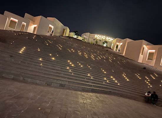 qatar/the-pearl-qatar/attraction/lightning-stairs