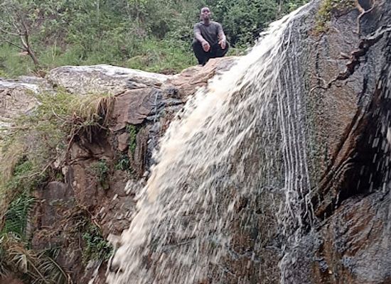 kenya/pokot-region/attraction/kipyegen-mini-waterfall