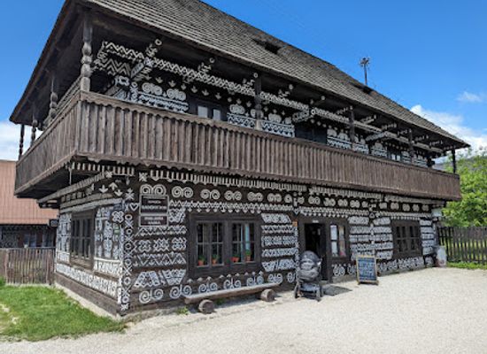 slovakia/trencin-region/attraction/muzeum-radenov-dom