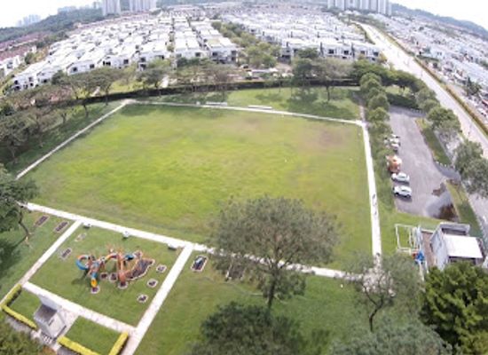 malaysia/johor-bahru/bukit-indah/attraction/layang-layang-park
