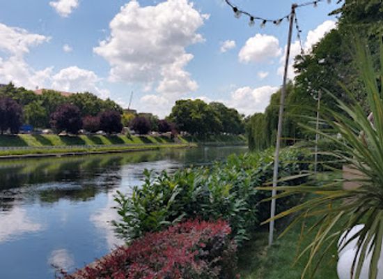 romania/bihor/attraction/ion-c-bratianu-park