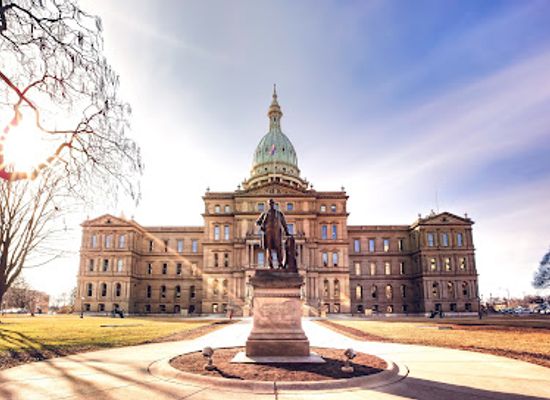 michigan/lansing/attraction/michigan-state-capitol
