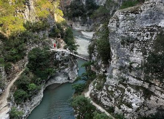 albania/berat/attraction/kanionet-e-osumit