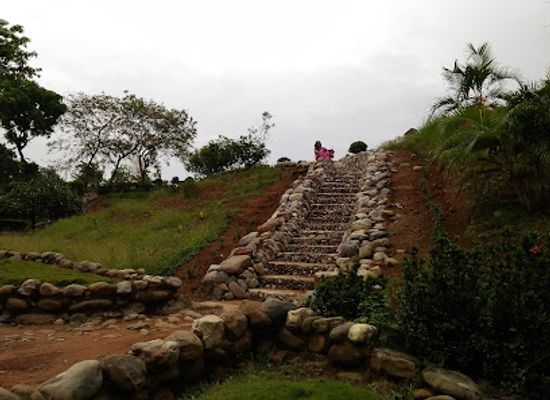 india/tripura/attraction/khumulwng-picnic-ground