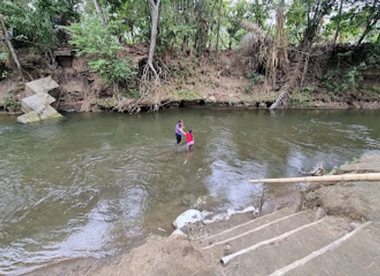 ecuador/manabi-region/attraction/baden-el-refugio-la-mocorita