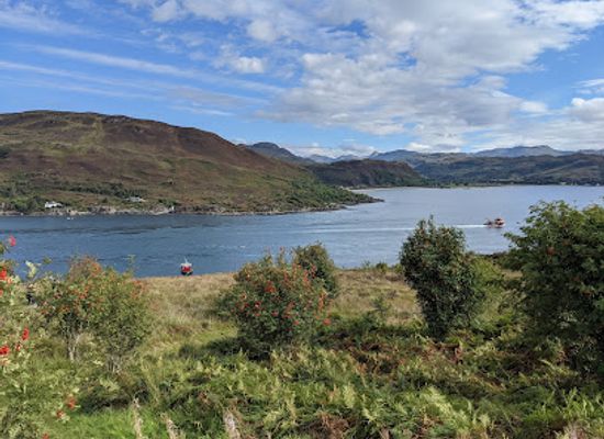 united-kingdom/isle-of-skye/attraction/otter-hide