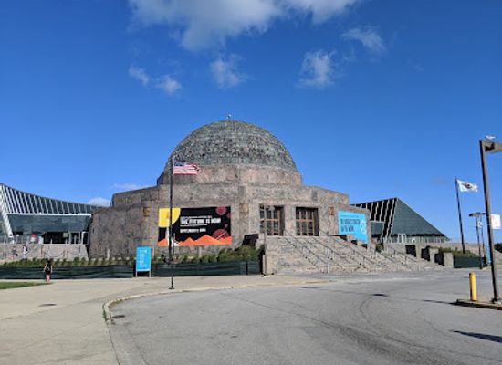 illinois/chicagoland/attraction/adler-planetarium