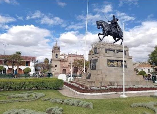 peru/ayacucho/attraction/plaza-de-armas-of-ayacucho