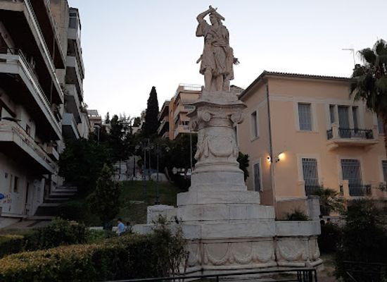greece/lamia/attraction/plateia-diakou