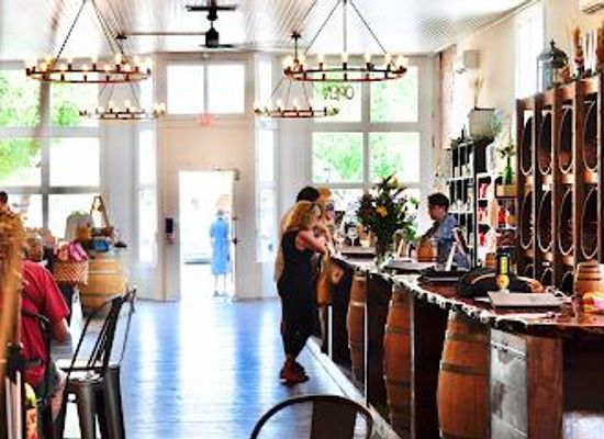 new-mexico/albuquerque/attraction/noisy-water-winery