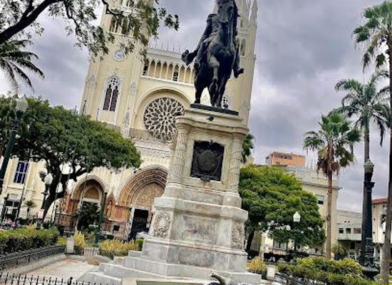 ecuador/guayaquil/attraction/parque-seminario