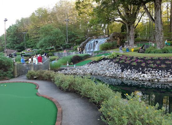 new-york/lake-george/attraction/pirate-s-cove-adventure-golf-of-lake-george-ny