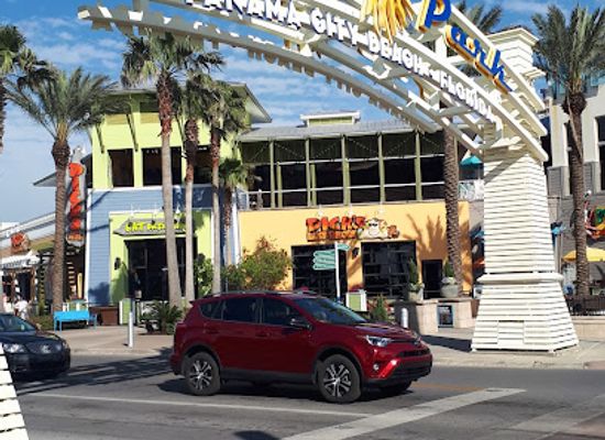 florida/panama-city-beach/attraction/xd-darkride-experience-pier-park