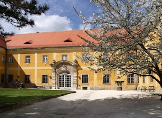 hungary/central-hungary/attraction/kiscelli-museum