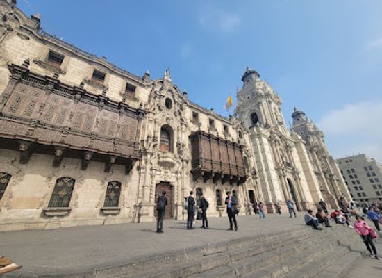 peru/callao/attraction/archbishop-s-palace-of-lima