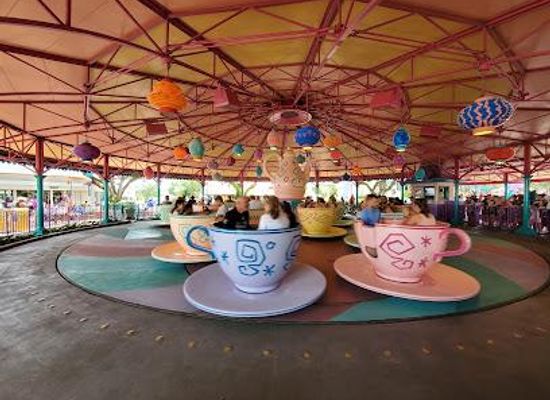 florida/greater-orlando/attraction/mad-tea-party