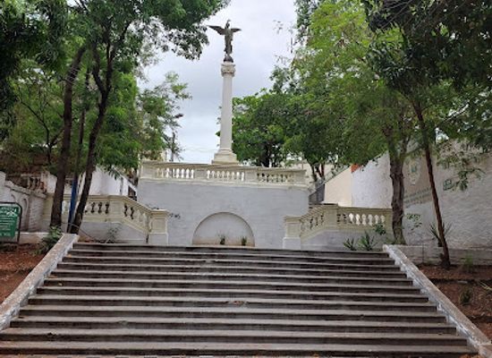 paraguay/asuncion/las-mercedes/attraction/escalinata-jose-de-antequera-y-castro