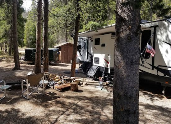 montana/absaroka-beartooth-wilderness/attraction/basin-campground