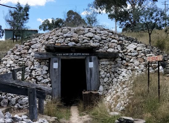 australia/mid-west/attraction/history-hill-museum-underground-mine
