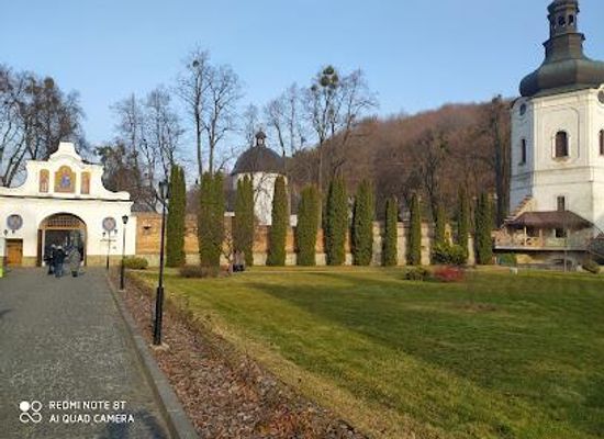 ukraine/galicia/attraction/krekhiv-monastery