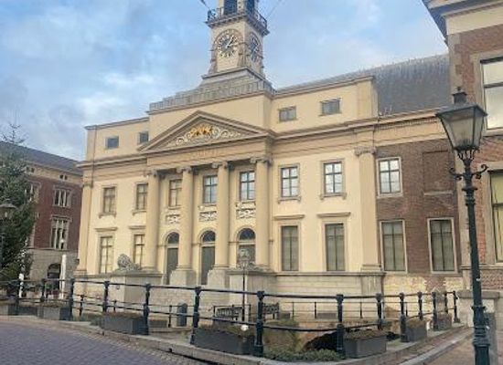 netherlands/hoeksche-waard/attraction/city-hall