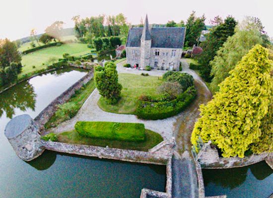 france/normandy/attraction/manoir-de-joue-du-bois