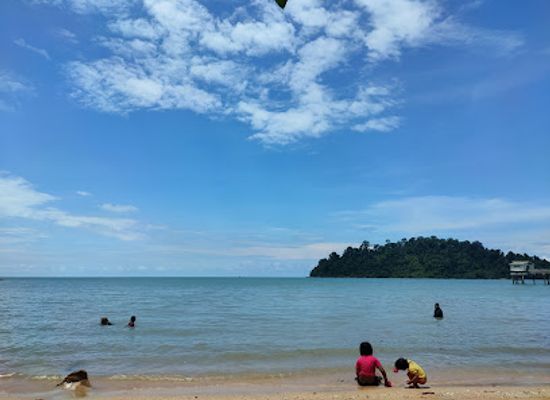 malaysia/kedah/attraction/pantai-pulau-sayak
