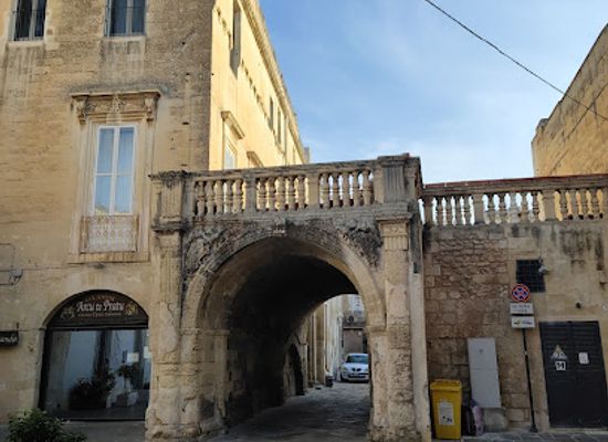 italy/salento/attraction/arco-di-prato
