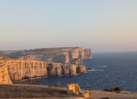 malta/dwejra-area/attraction/sunset-cliff