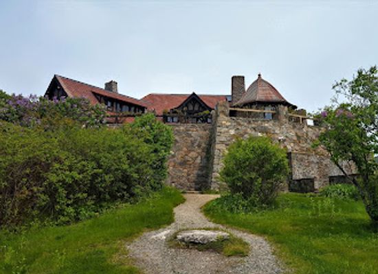 new-hampshire/monadnock-region/attraction/castle-in-the-clouds