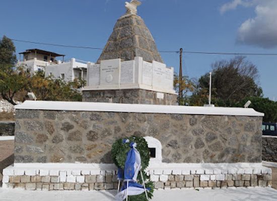 greece/mykonos/attraction/ano-mera-monument-to-the-fallen-mykonos